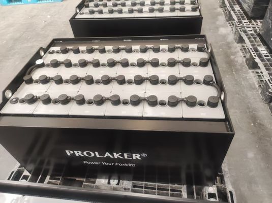 24 فولت 560Ah بطارية سحب الشاحنة مع علبة ABS