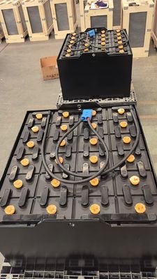OEM 24-85-21 بطارية الشاحنة الشوكية الحمضية الرصاصية 48V 840Ah ثلاثية المراحل